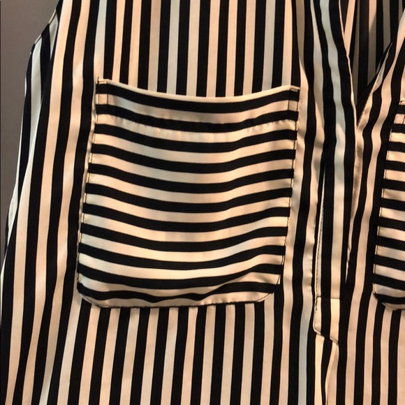 🦓 ZARA/ Striped Boxy Sleevless Top 🦓 - Picture 3 of 5